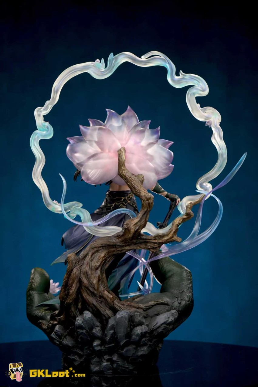 Summer Studio 1/6 Love and Deepspace Caleb Statue w/ LED - View 5 Summer Studio 1/6 Love and Deepspace Caleb Statue w/ LED - View 5