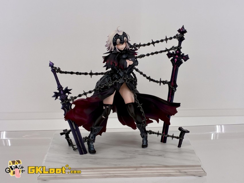 Longjingshi Studio 1/6 Fate Jeanne d'Arc & Jeanne d'Arc Alter Statue - View 4 Longjingshi Studio 1/6 Fate Jeanne d'Arc & Jeanne d'Arc Alter Statue - View 4