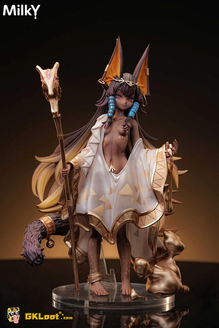 Milky Studio Original Golden Tetra Statue - View 3 Milky Studio Original Golden Tetra Statue - View 3