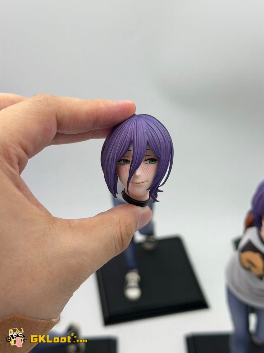 QuietArt Studio 1/6 Chainsaw Man Reze Statue - View 7 QuietArt Studio 1/6 Chainsaw Man Reze Statue - View 7