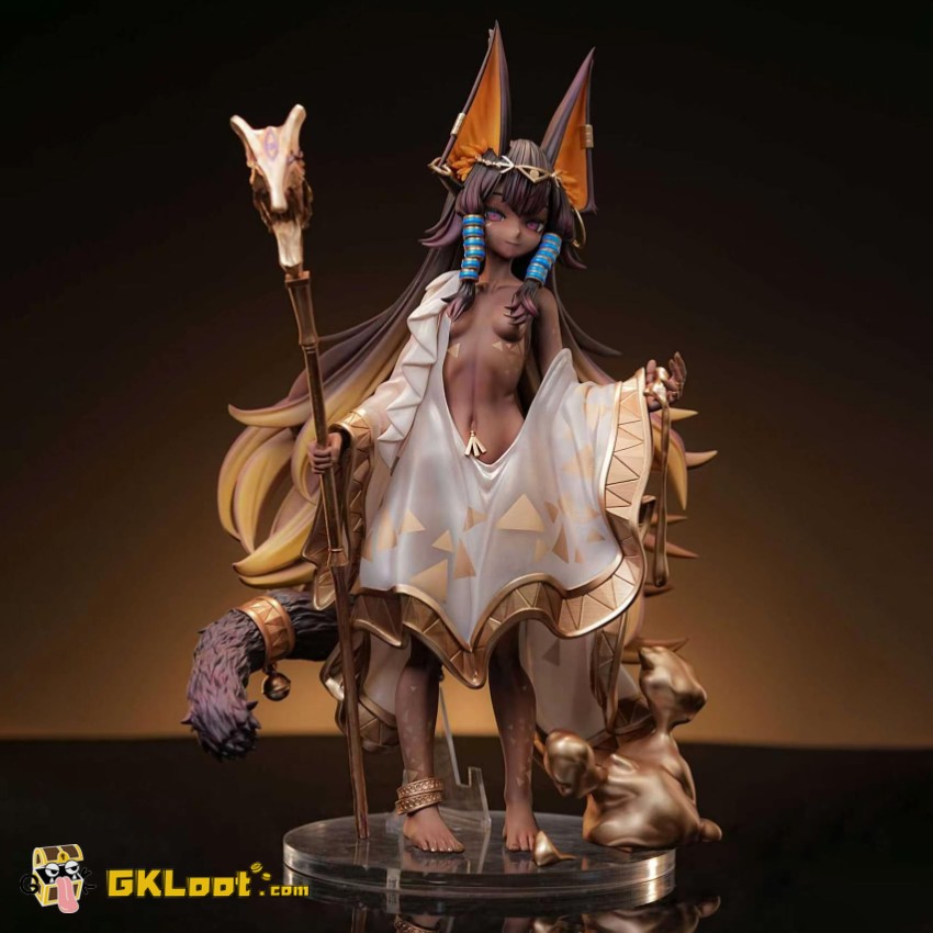 Milky Studio Original Golden Tetra Statue - View 1 Milky Studio Original Golden Tetra Statue - View 1