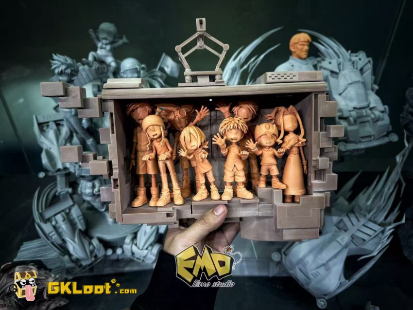 EMO Studio Digimon Chosen Child Statue w/ LED - View 8 EMO Studio Digimon Chosen Child Statue w/ LED - View 8