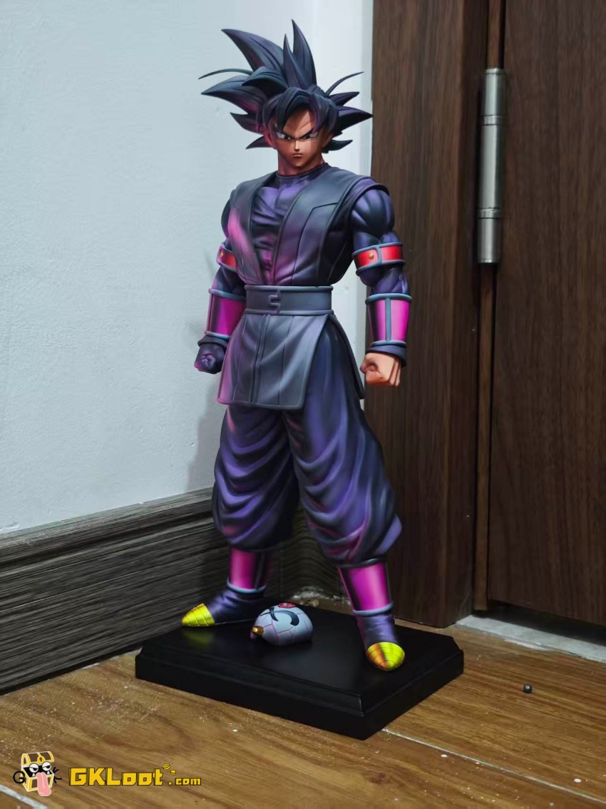 AW Studio 1/6 Dragon Ball Goku Black Statue - View 16 AW Studio 1/6 Dragon Ball Goku Black Statue - View 16