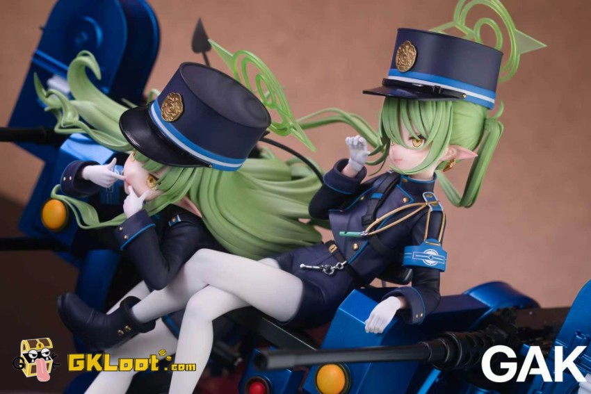 GAK Studio 1/7 Blue Archive Tachibana Hikari & Tachibana Nozomi Statue - View 5 GAK Studio 1/7 Blue Archive Tachibana Hikari & Tachibana Nozomi Statue - View 5