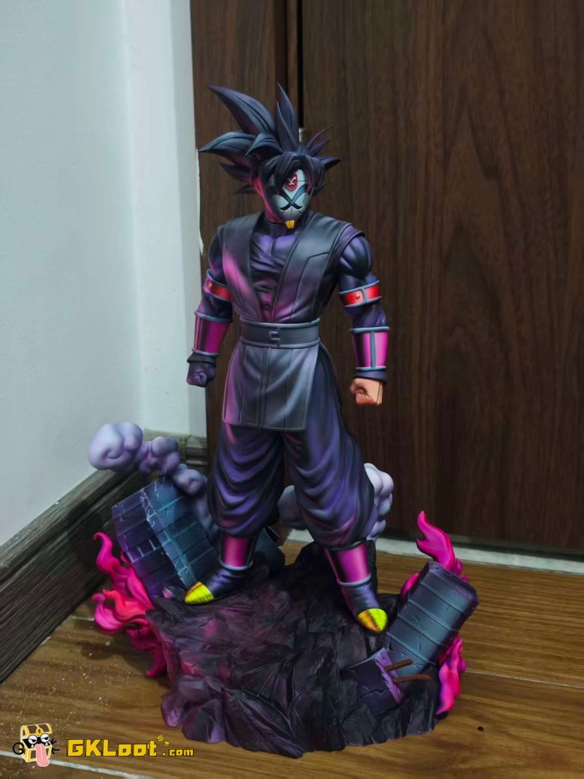 AW Studio 1/6 Dragon Ball Goku Black Statue - View 14 AW Studio 1/6 Dragon Ball Goku Black Statue - View 14