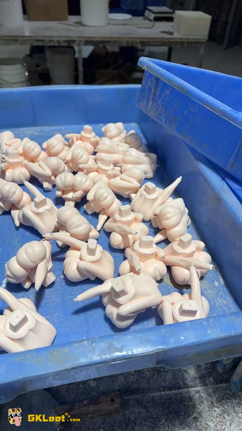 SODA Studio 1/6 Blue Archive Murokasa Akane Statue - View 4 SODA Studio 1/6 Blue Archive Murokasa Akane Statue - View 4