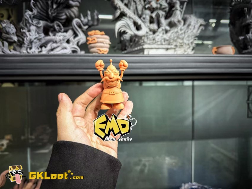 EMO Studio Digimon Chosen Child Statue w/ LED - View 9 EMO Studio Digimon Chosen Child Statue w/ LED - View 9