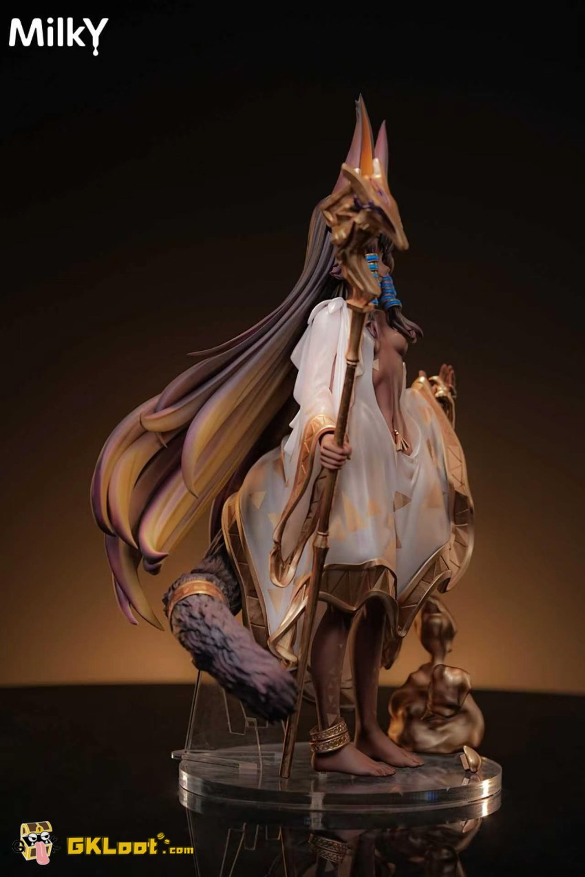 Milky Studio Original Golden Tetra Statue - View 4 Milky Studio Original Golden Tetra Statue - View 4