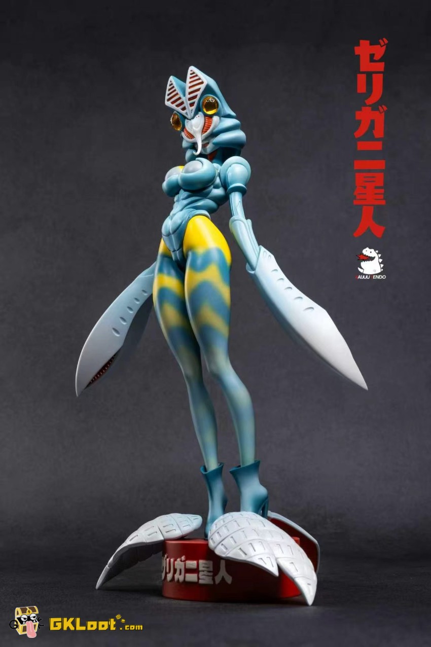 KAIJUU TENDO Studio 1/6 Ultraman Alien Baltan Statue - View 6 KAIJUU TENDO Studio 1/6 Ultraman Alien Baltan Statue - View 6