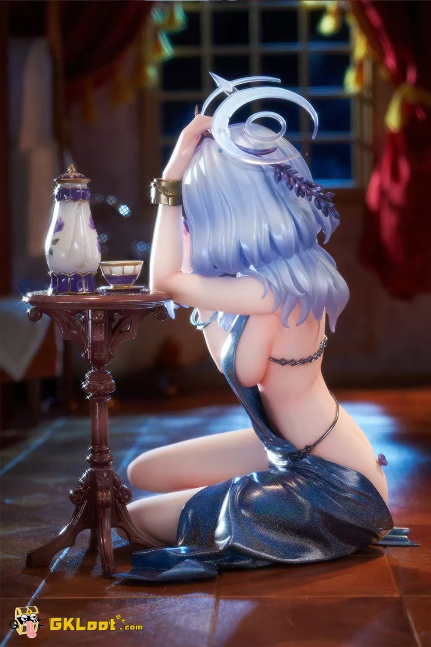 Miao Wu Studio 1/7 Blue Archive Amau Ako Statue - View 3 Miao Wu Studio 1/7 Blue Archive Amau Ako Statue - View 3