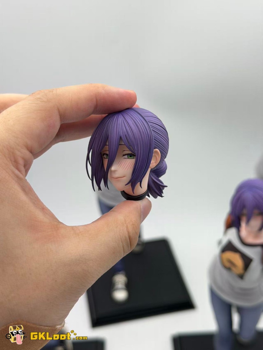 QuietArt Studio 1/6 Chainsaw Man Reze Statue - View 3 QuietArt Studio 1/6 Chainsaw Man Reze Statue - View 3