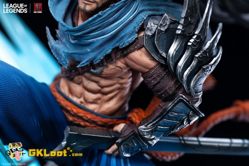 Jimei Palace Studio League of Legends Yasuo Statue w/ LED - View 6 Jimei Palace Studio League of Legends Yasuo Statue w/ LED - View 6