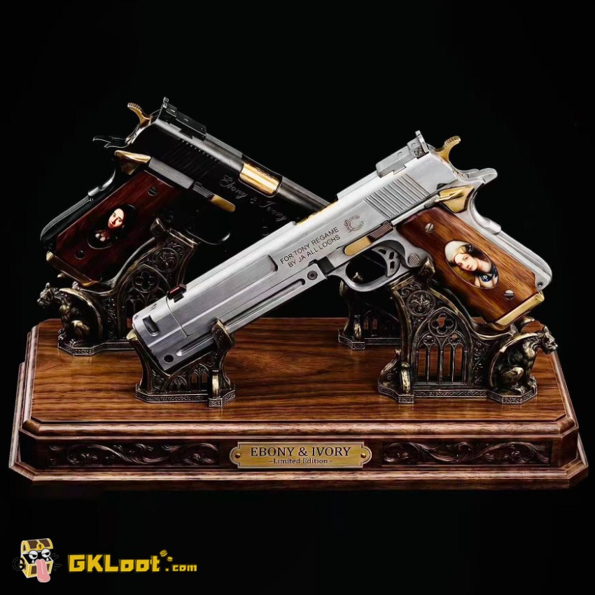 Constant Gold Studio 1/1 Devil May Cry Ebony & Ivory Statue - View 1 Constant Gold Studio 1/1 Devil May Cry Ebony & Ivory Statue - View 1