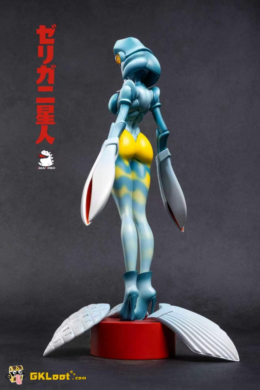 KAIJUU TENDO Studio 1/6 Ultraman Alien Baltan Statue - View 2 KAIJUU TENDO Studio 1/6 Ultraman Alien Baltan Statue - View 2
