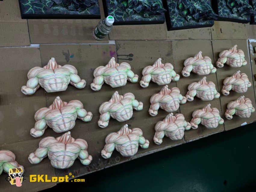 Black List Studio Dragon Ball Broly Statue w/ LED - View 4 Black List Studio Dragon Ball Broly Statue w/ LED - View 4