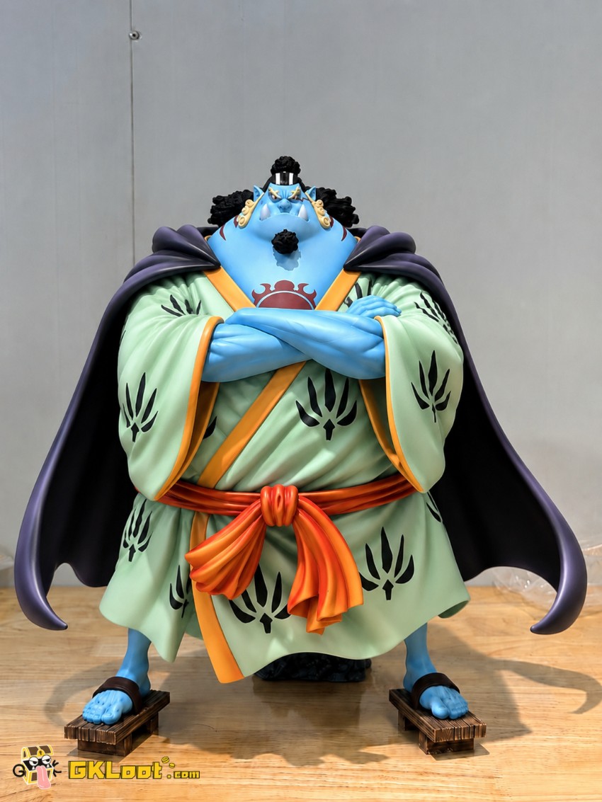 SPK Studio 1/8 One Piece Jinbe Statue - View 3 SPK Studio 1/8 One Piece Jinbe Statue - View 3