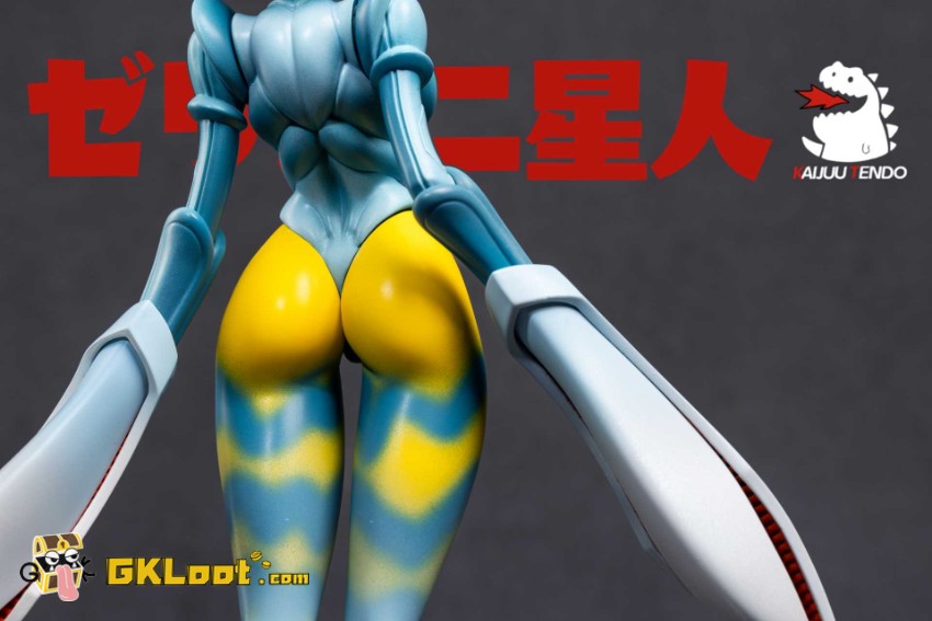 KAIJUU TENDO Studio 1/6 Ultraman Alien Baltan Statue - View 3 KAIJUU TENDO Studio 1/6 Ultraman Alien Baltan Statue - View 3