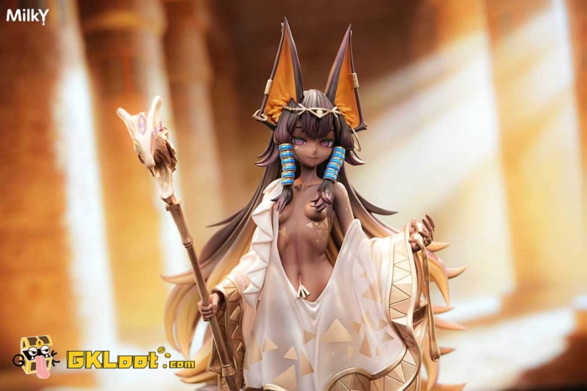 Milky Studio Original Golden Tetra Statue - View 6 Milky Studio Original Golden Tetra Statue - View 6
