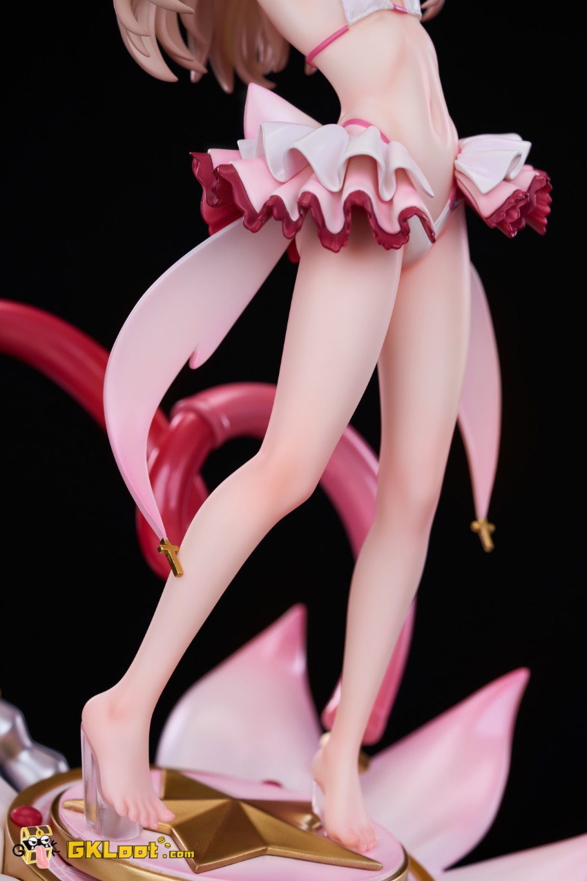 Lolikoo Studio 1/6 Fate/Kaleid Liner Prisma Illya Statue - View 7 Lolikoo Studio 1/6 Fate/Kaleid Liner Prisma Illya Statue - View 7