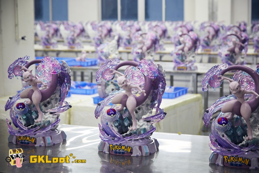 Unique Art Studio Pokémon Licensed Mewtwo Statue - View 3 Unique Art Studio Pokémon Licensed Mewtwo Statue - View 3