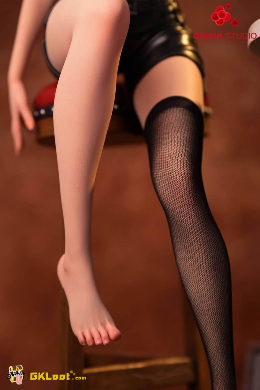 Origin Studio 1/4 Chainsaw Man Reze Statue - View 4 Origin Studio 1/4 Chainsaw Man Reze Statue - View 4