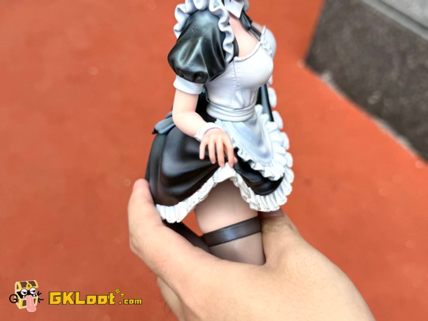 MOCHI Studio Chainsaw Man Reze Statue - View 4 MOCHI Studio Chainsaw Man Reze Statue - View 4