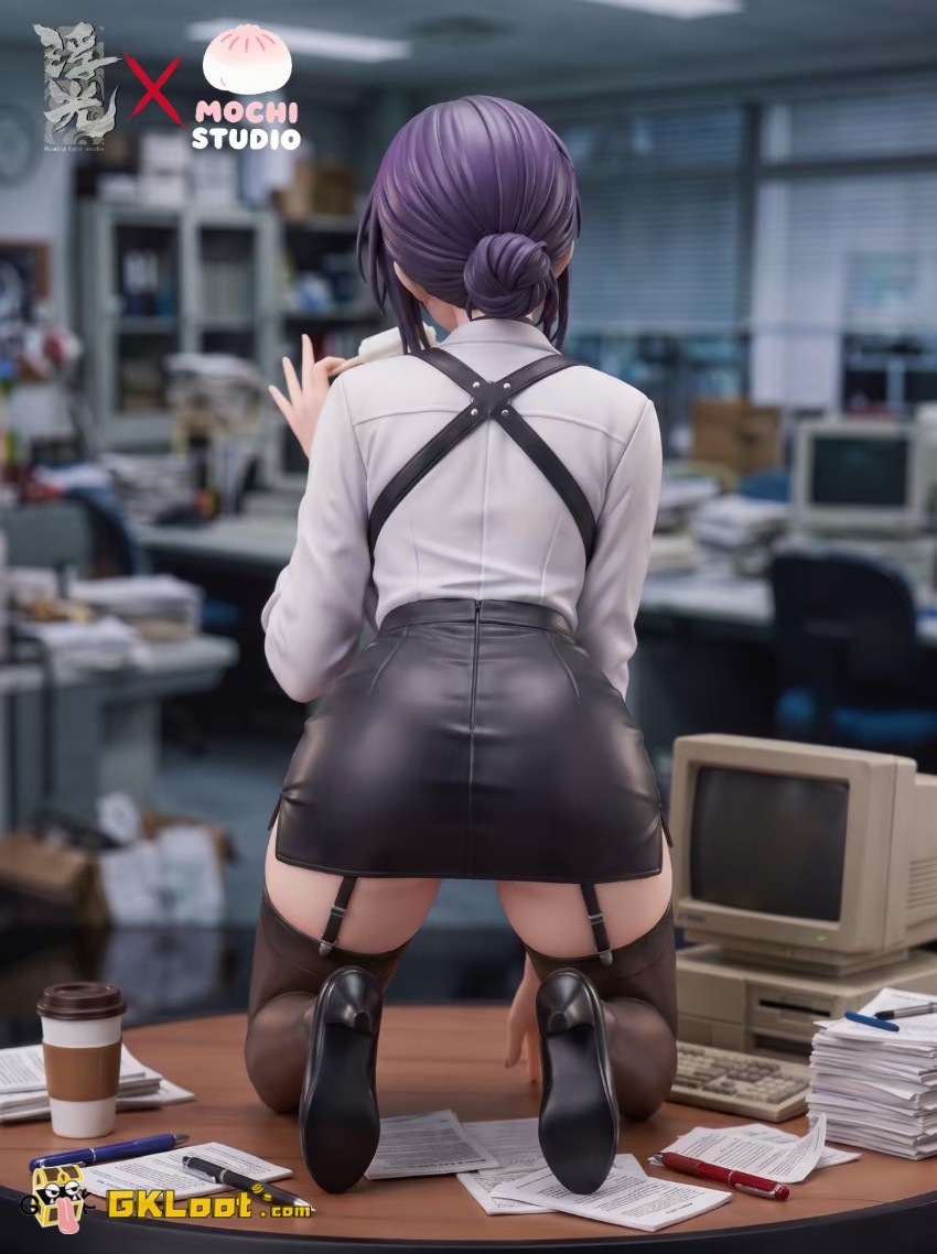 Floating Light & MOCHI Studio Chainsaw Man Reze Statue - View 4 Floating Light & MOCHI Studio Chainsaw Man Reze Statue - View 4