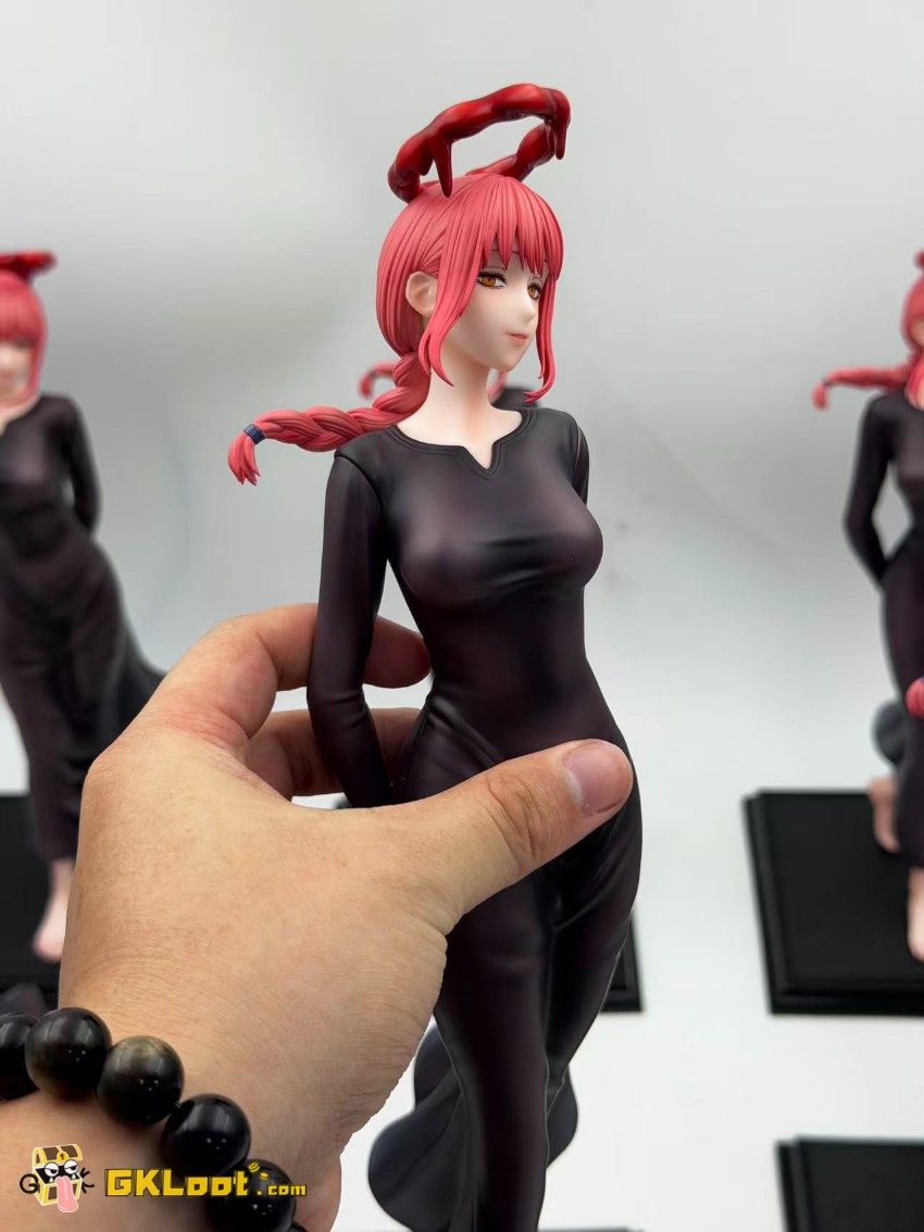 QuietArt Studio 1/6 Chainsaw Man Makima Statue - View 5 QuietArt Studio 1/6 Chainsaw Man Makima Statue - View 5