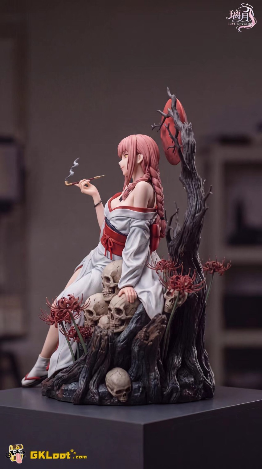Li Yue Studio 1/6 Chainsaw Man Makima Statue - View 3 Li Yue Studio 1/6 Chainsaw Man Makima Statue - View 3