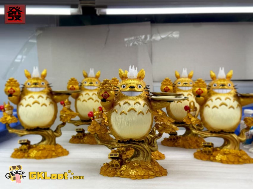 Fa Studio My Neighbor Totoro Totoro Statue - View 1 Fa Studio My Neighbor Totoro Totoro Statue - View 1