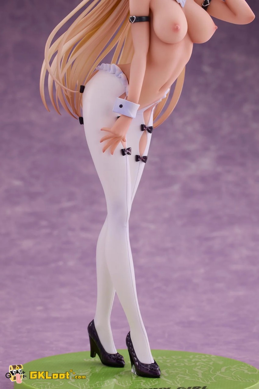 Pink Charm Studio 1/6 Original Blanc - View 1 Pink Charm Studio 1/6 Original Blanc - View 1