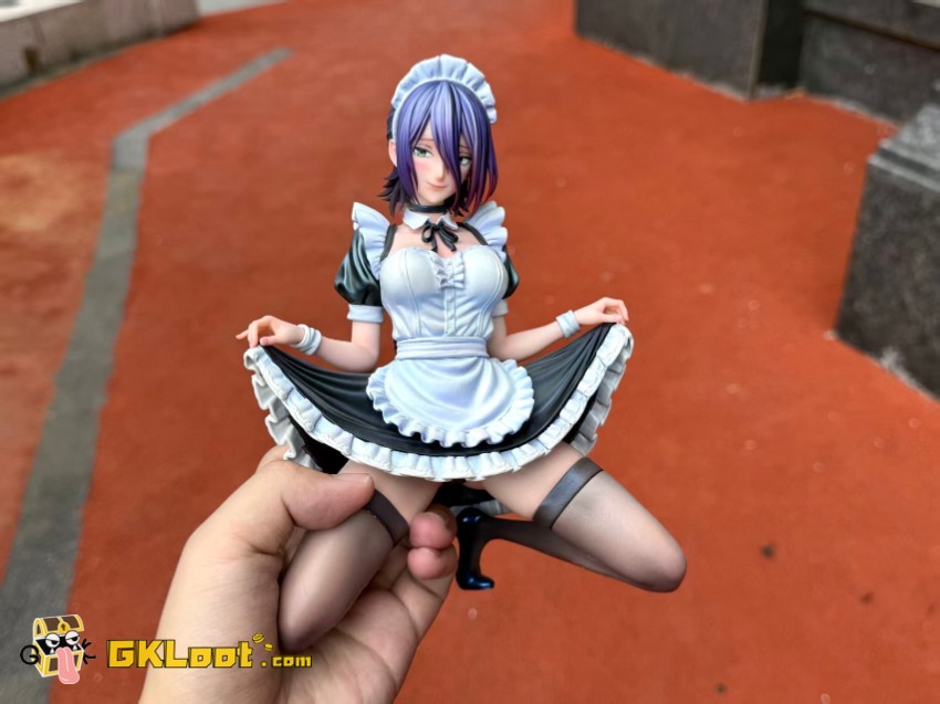 MOCHI Studio Chainsaw Man Reze Statue - View 1 MOCHI Studio Chainsaw Man Reze Statue - View 1