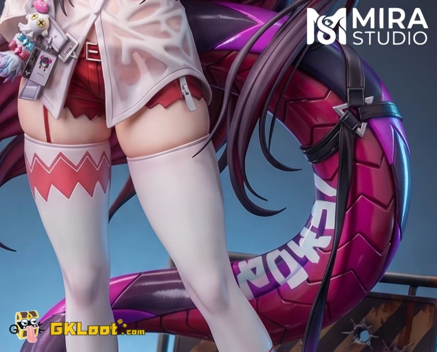 MIRA Studio 1/6 Neverness to Everness Shinku Statue w/ LED - View 4 MIRA Studio 1/6 Neverness to Everness Shinku Statue w/ LED - View 4