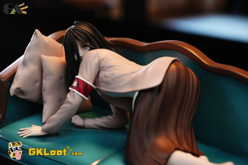 EA Studio 1/6 Attack on Titan Pieck Finger Statue - View 4 EA Studio 1/6 Attack on Titan Pieck Finger Statue - View 4