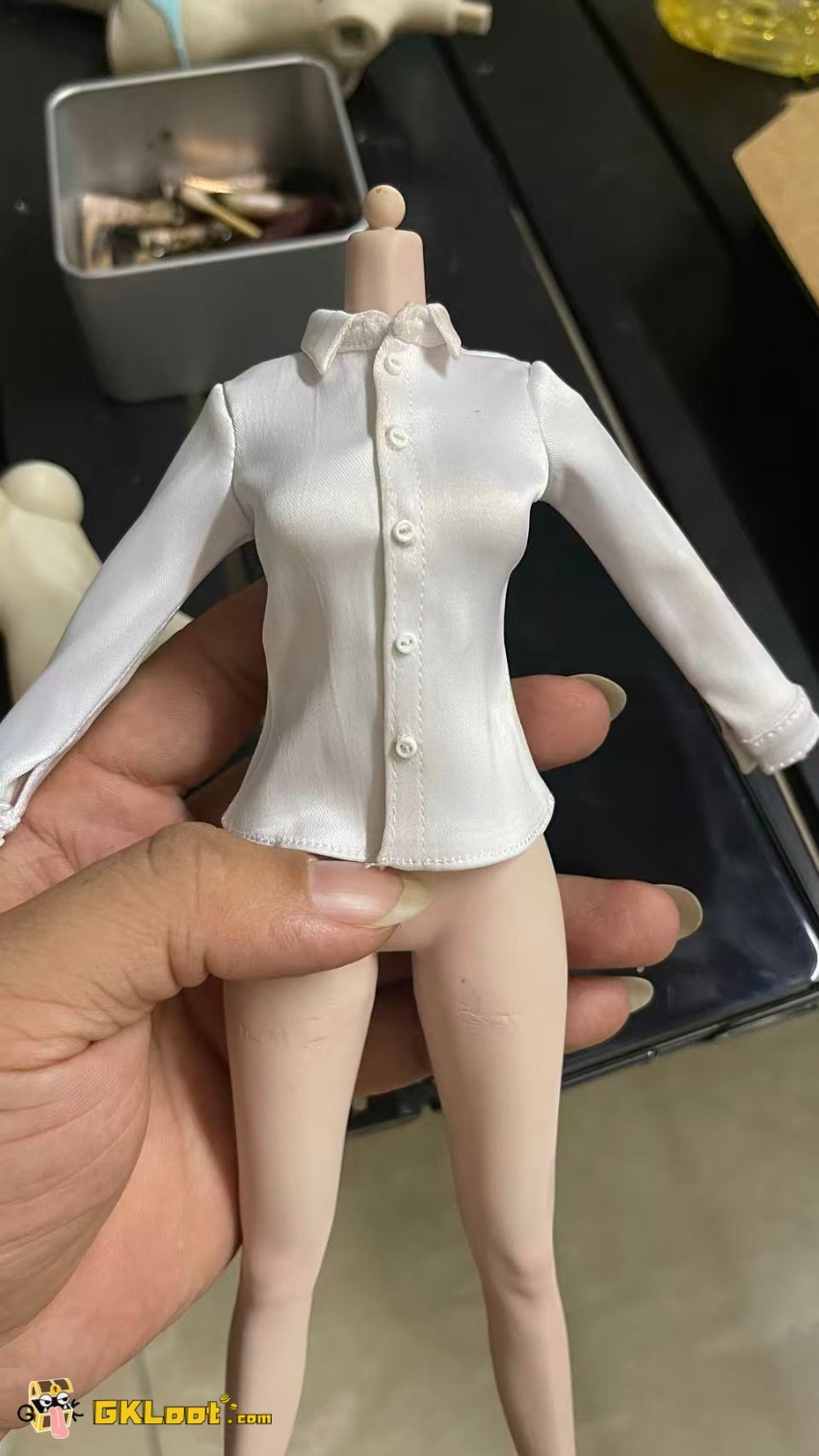 BoxQi Studio 1/6 Chainsaw Man Makima Action Figure - View 2 BoxQi Studio 1/6 Chainsaw Man Makima Action Figure - View 2