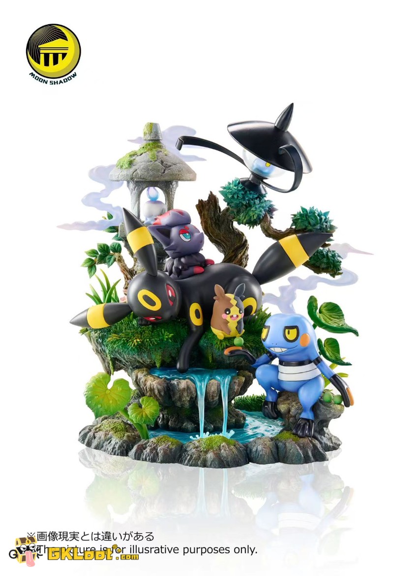 Moon Shadow Studio Pokémon Umbreon Statue - View 3 Moon Shadow Studio Pokémon Umbreon Statue - View 3