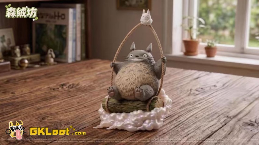 Sen Rong Fang Studio My Neighbor Totoro Statue - View 2 Sen Rong Fang Studio My Neighbor Totoro Statue - View 2