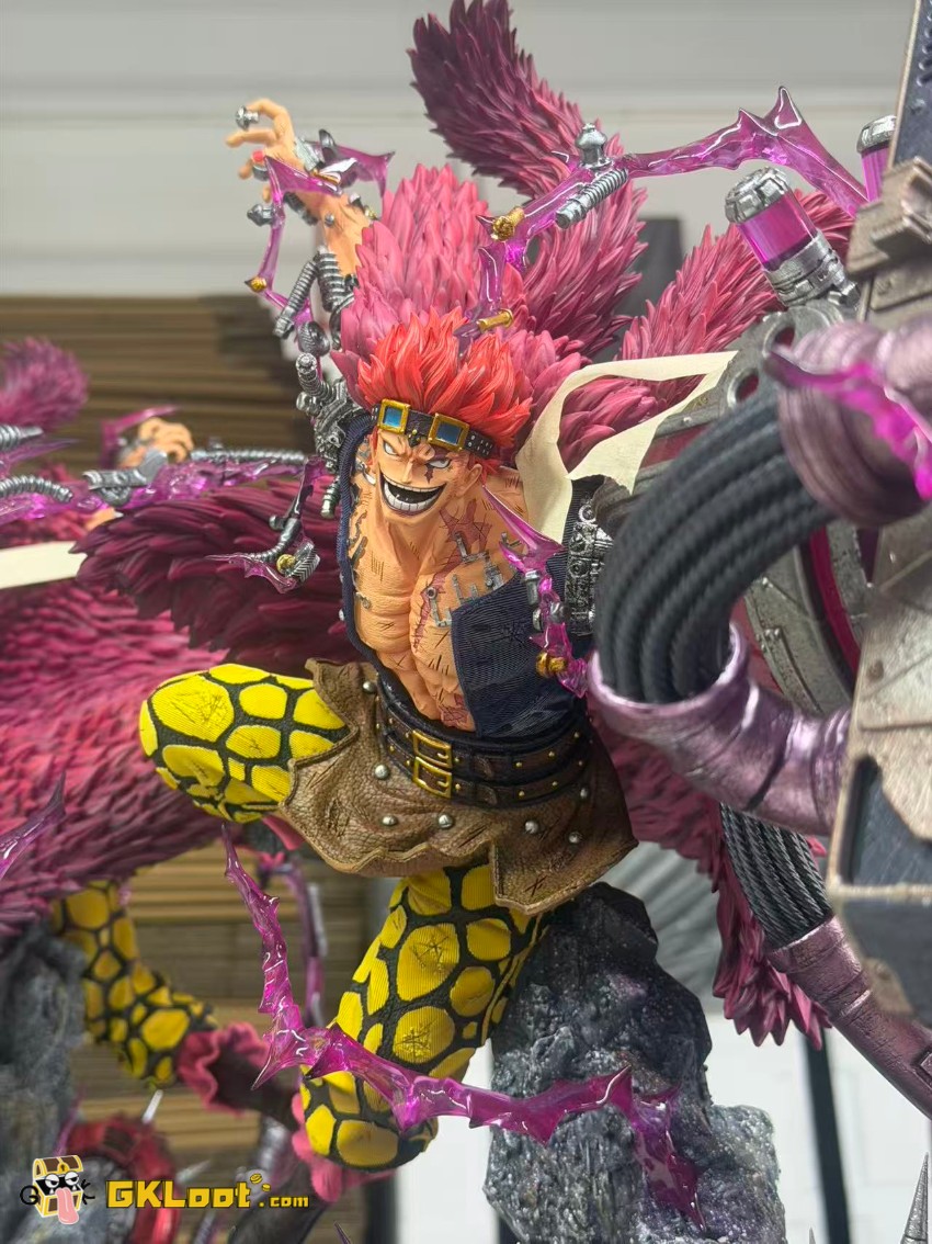 Monkey. D Studio 1/6 One Piece Eustass Kid Statue w/ LED - View 2 Monkey. D Studio 1/6 One Piece Eustass Kid Statue w/ LED - View 2