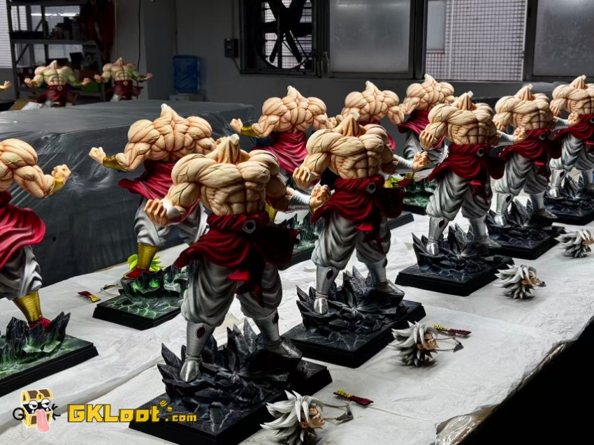 Black List Studio Dragon Ball Broly Statue w/ LED - View 1 Black List Studio Dragon Ball Broly Statue w/ LED - View 1