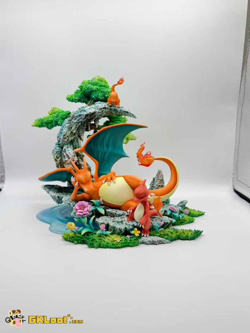 Chen Guang Studio Pokémon Charmander & Charmeleon & Charizard Statue - View 4 Chen Guang Studio Pokémon Charmander & Charmeleon & Charizard Statue - View 4