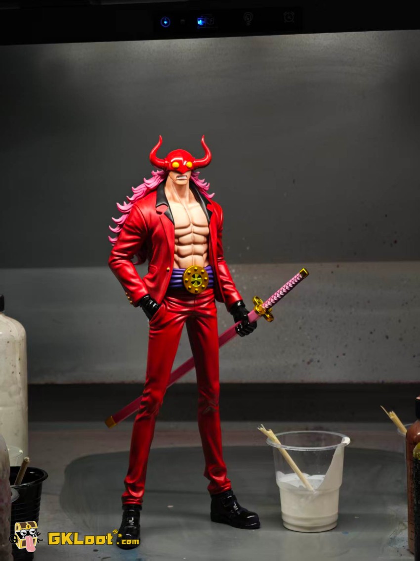 Dragon Tiger Studio One Piece Who's-Who Statue - View 4 Dragon Tiger Studio One Piece Who's-Who Statue - View 4