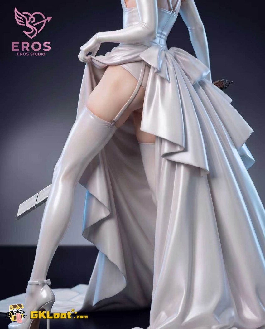 Eros Studio 1/6 Attack on Titan Levi Ackerman Statue - View 7 Eros Studio 1/6 Attack on Titan Levi Ackerman Statue - View 7
