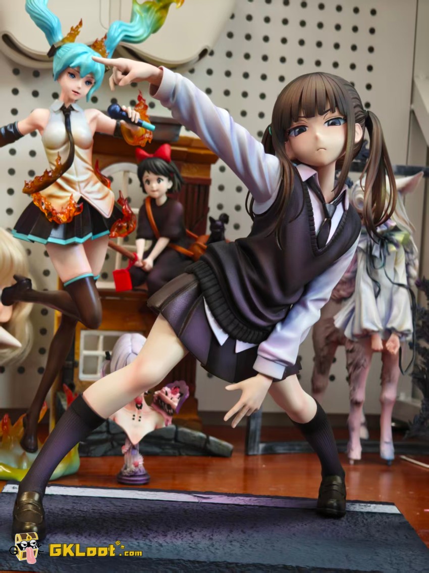 QAQ Studio Original Hoshino-san Statue - View 9 QAQ Studio Original Hoshino-san Statue - View 9