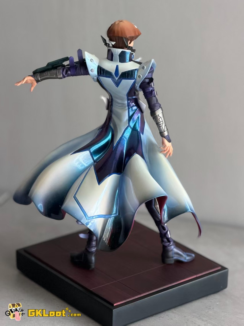 Divine Officer Studio Yu-Gi-Oh! Seto Kaiba Statue - View 4 Divine Officer Studio Yu-Gi-Oh! Seto Kaiba Statue - View 4