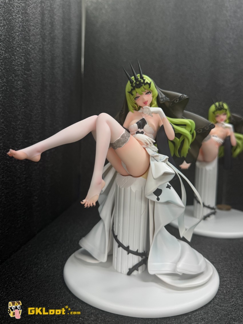 Arctic Wolf Studio 1/6 Honkai Impact 3 Mobius Statue - View 3 Arctic Wolf Studio 1/6 Honkai Impact 3 Mobius Statue - View 3