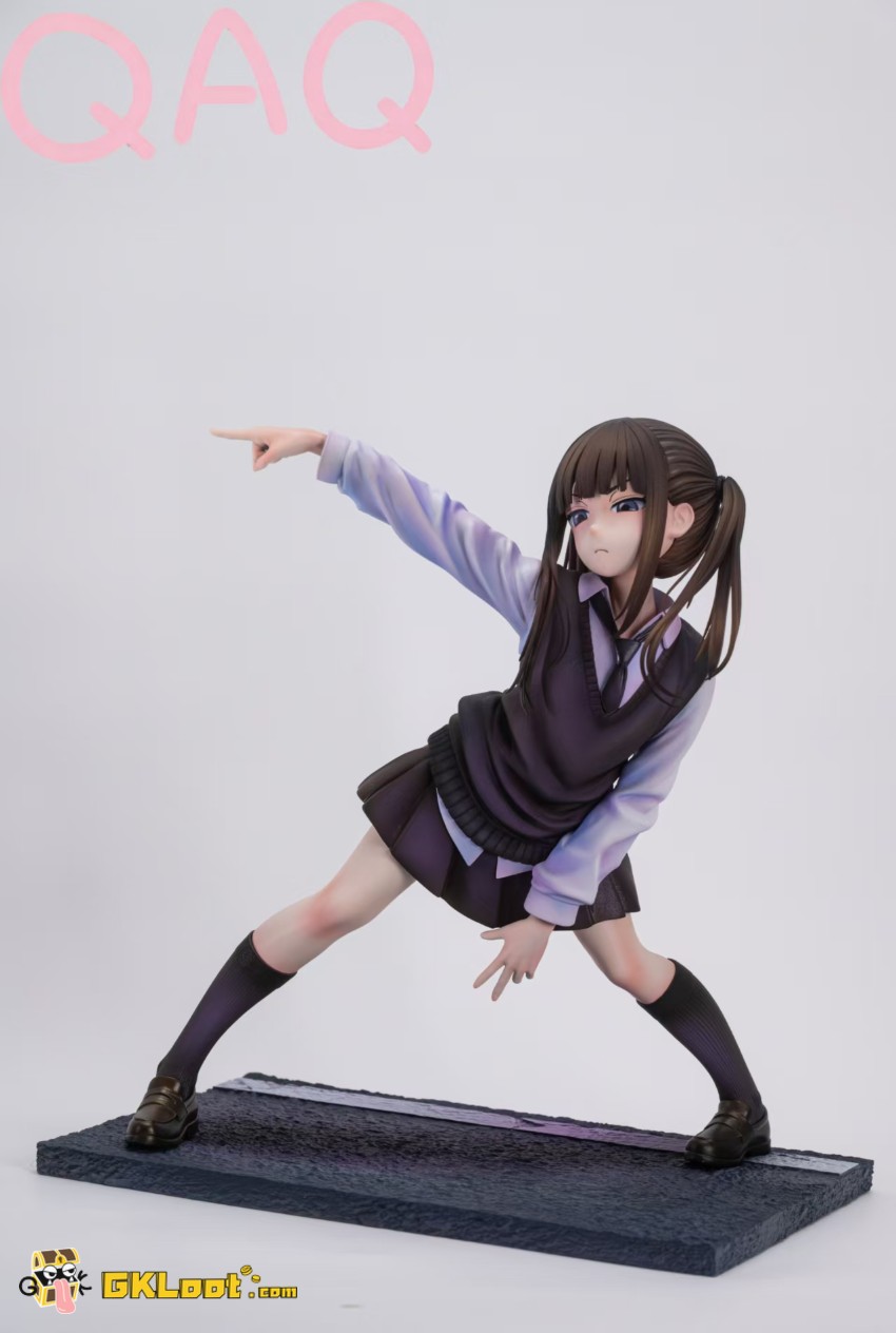 QAQ Studio Original Hoshino-san Statue - View 3 QAQ Studio Original Hoshino-san Statue - View 3
