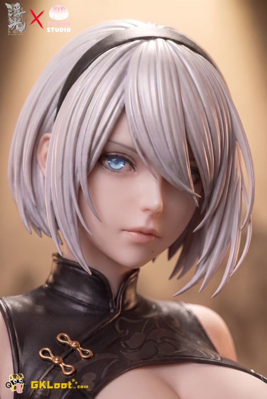 Floating Light & MOCHI Studio NieR:Automata YoRHa No. 2 Type B Statue - View 3 Floating Light & MOCHI Studio NieR:Automata YoRHa No. 2 Type B Statue - View 3