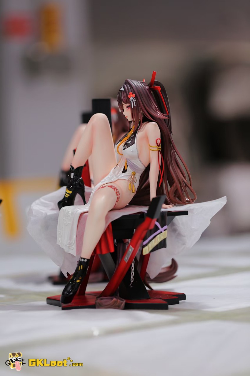 GIRL'S HOUSE GK Studio 1/6 Zenless Zone Zero Ye Shunguang Statue - View 6 GIRL'S HOUSE GK Studio 1/6 Zenless Zone Zero Ye Shunguang Statue - View 6