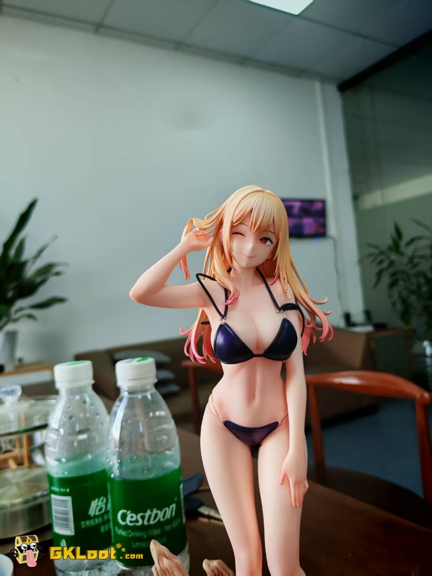 Yi Lian Studio 1/6 My Dress-Up Darling Kitagawa Marin Statue - View 4 Yi Lian Studio 1/6 My Dress-Up Darling Kitagawa Marin Statue - View 4