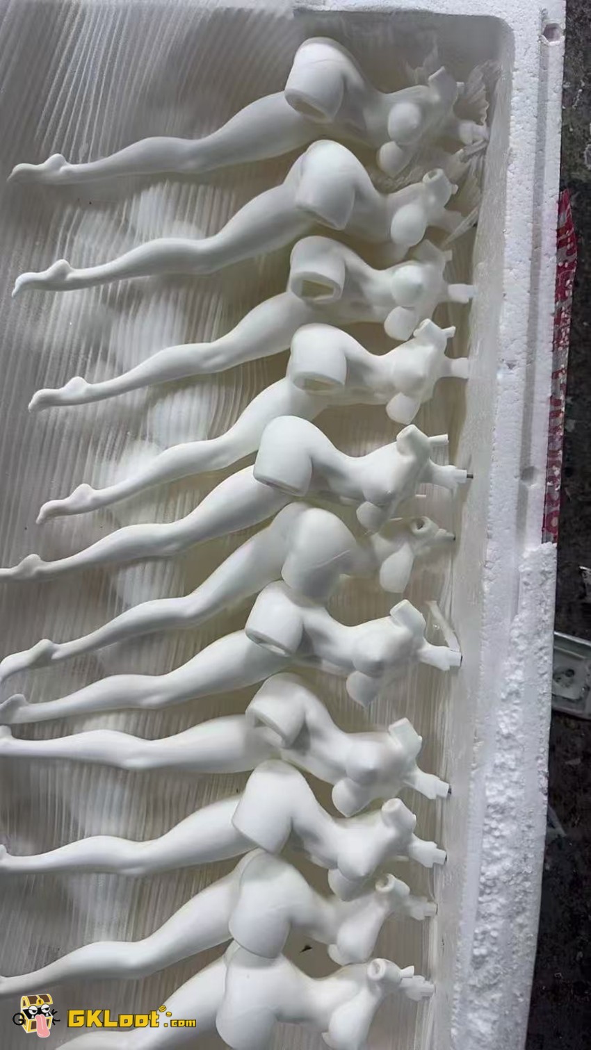 WPH Studio 1/6 Wuthering Waves Hiyuki Statue - View 5 WPH Studio 1/6 Wuthering Waves Hiyuki Statue - View 5